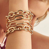 PULSEIRA COM ELOS OVAIS VAZADOS E FECHO BOIA