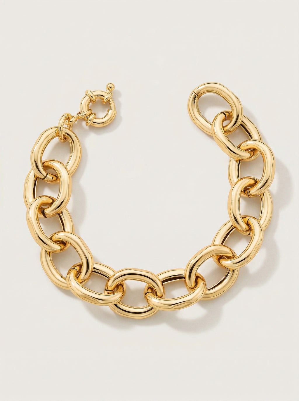 PULSEIRA COM ELOS OVAIS VAZADOS E FECHO BOIA